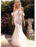 Strapless Ivory Lace Tulle Wedding Dress With Detachable Feather Cape
